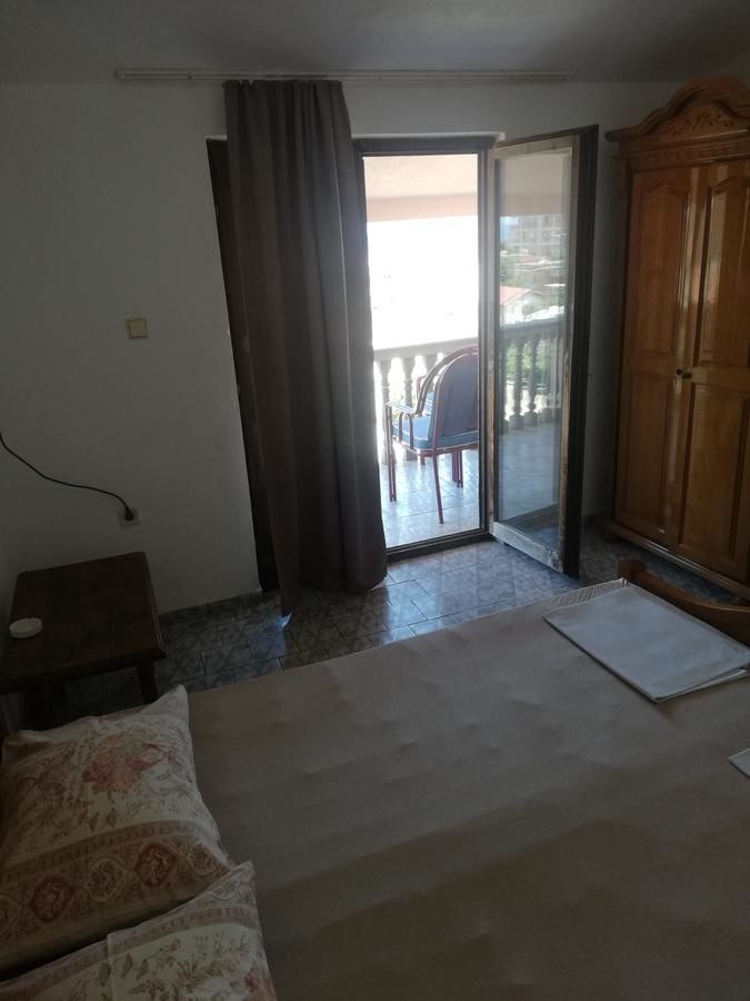 Гостевой дом Apartments & Rooms Sunset Добра-Вода-25