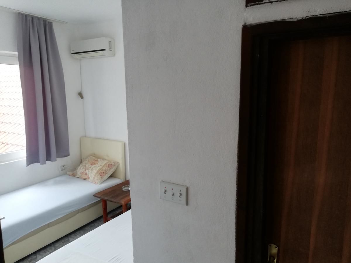 Гостевой дом Apartments & Rooms Sunset Добра-Вода-43