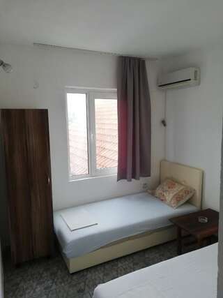 Гостевой дом Apartments & Rooms Sunset Добра-Вода Апартаменты с 1 спальней-1