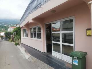 Гостевой дом Apartments & Rooms Sunset Добра-Вода-1